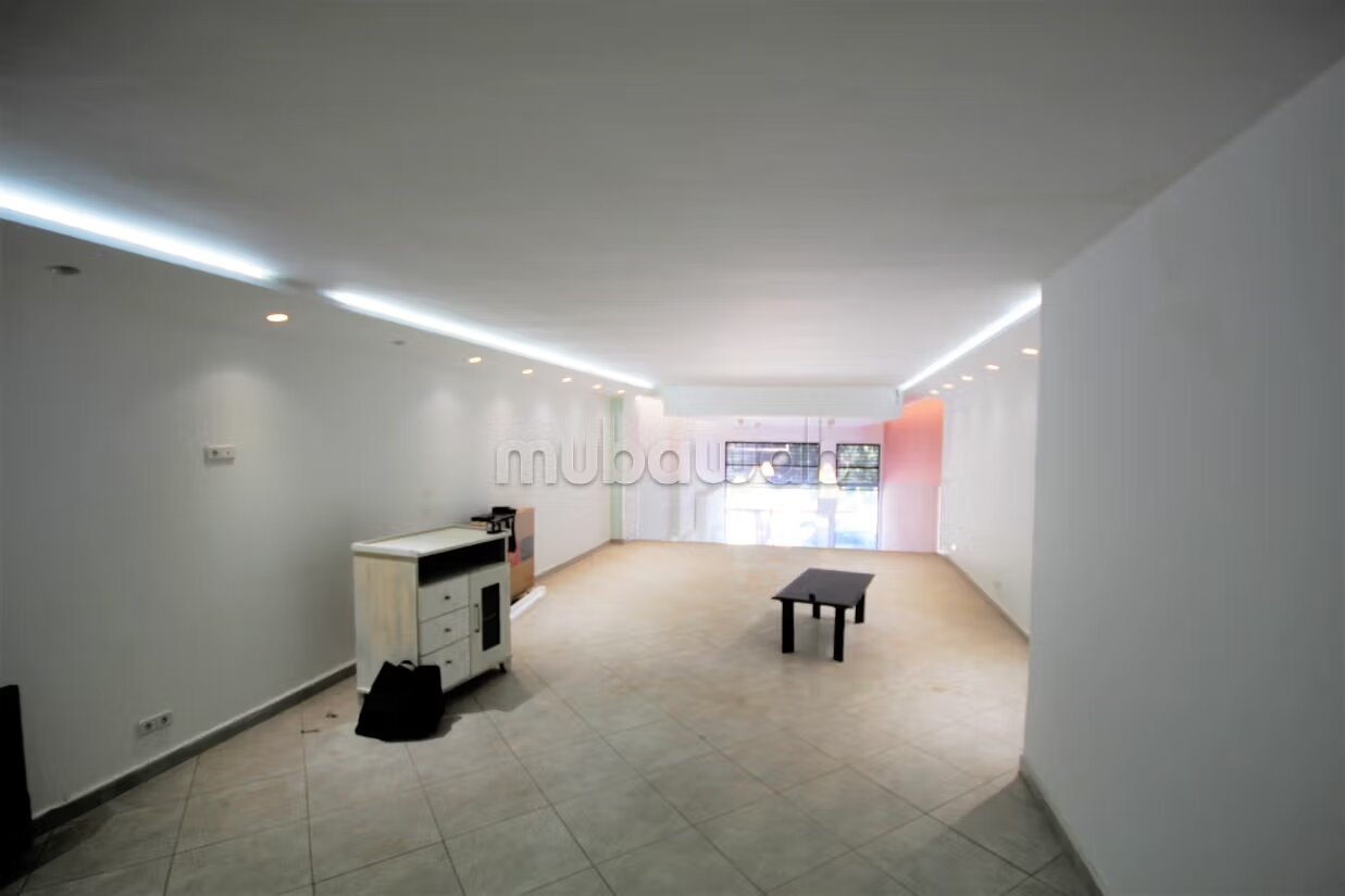 Bureau 390 m² à louer à Casablanca — Photo 7