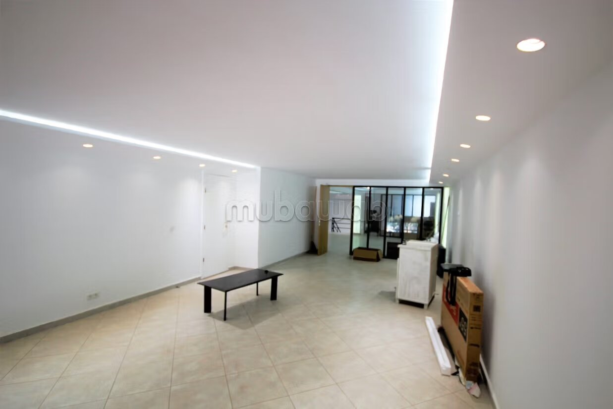 Bureau 390 m² à louer à Casablanca — Photo 8