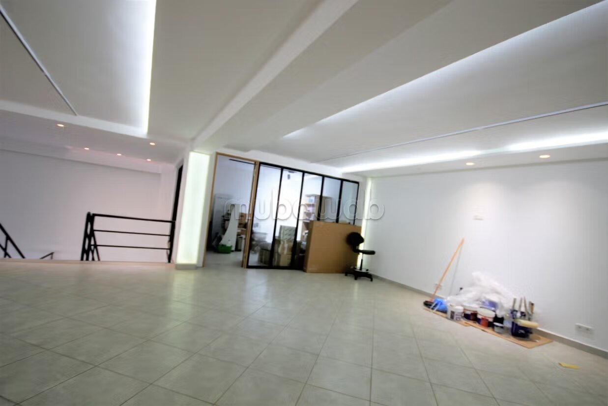 Bureau 390 m² à louer à Casablanca — Photo 12
