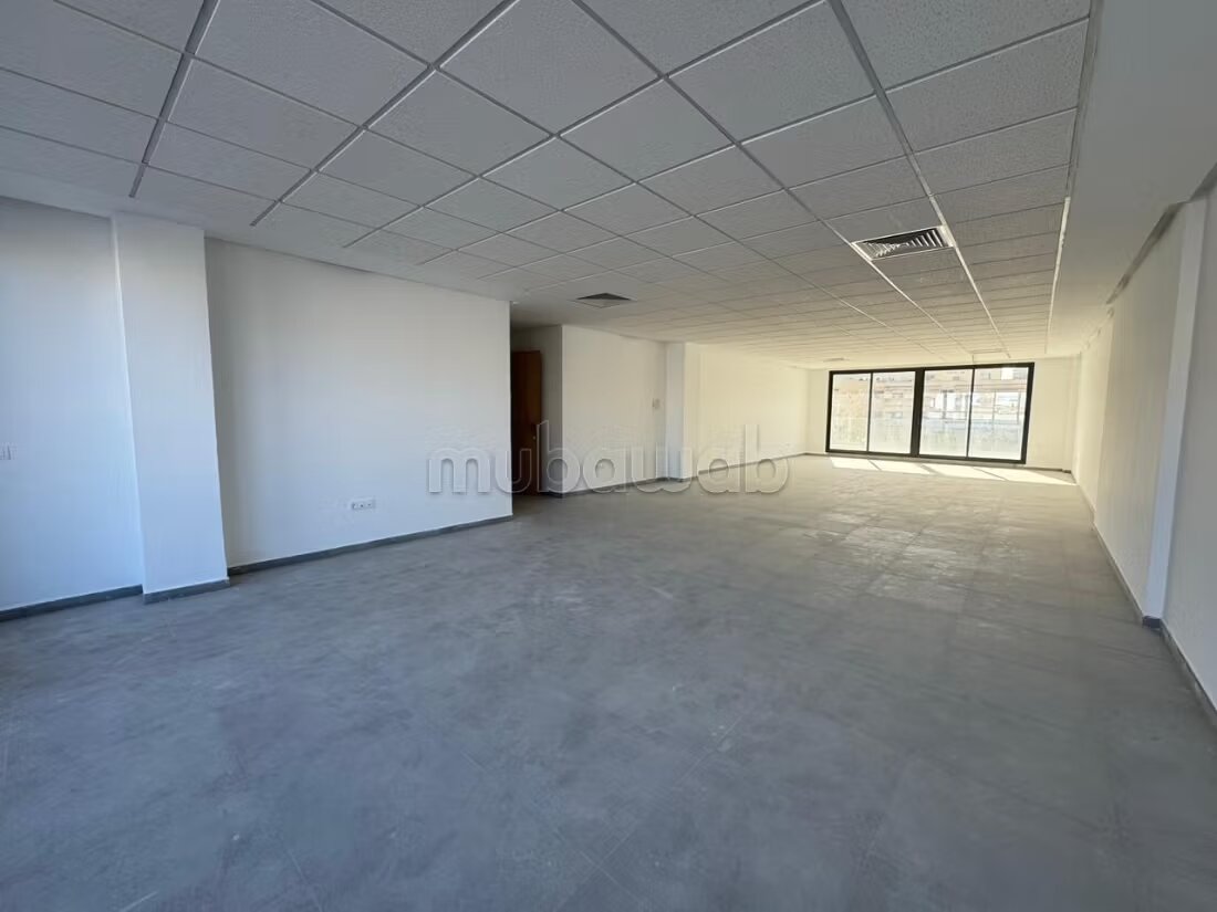 Office 1091 m² for Sale in Casablanca — Photo 7