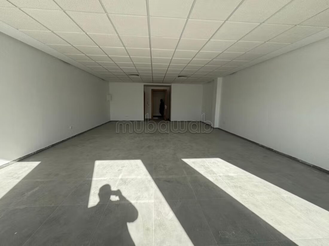 Office 1091 m² for Sale in Casablanca — Photo 12