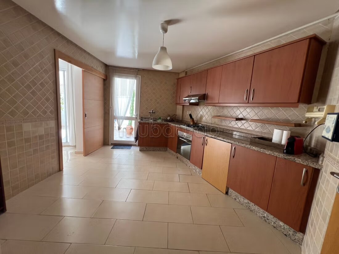 Apartment 120 m² for rent in Casablanca — Photo 5