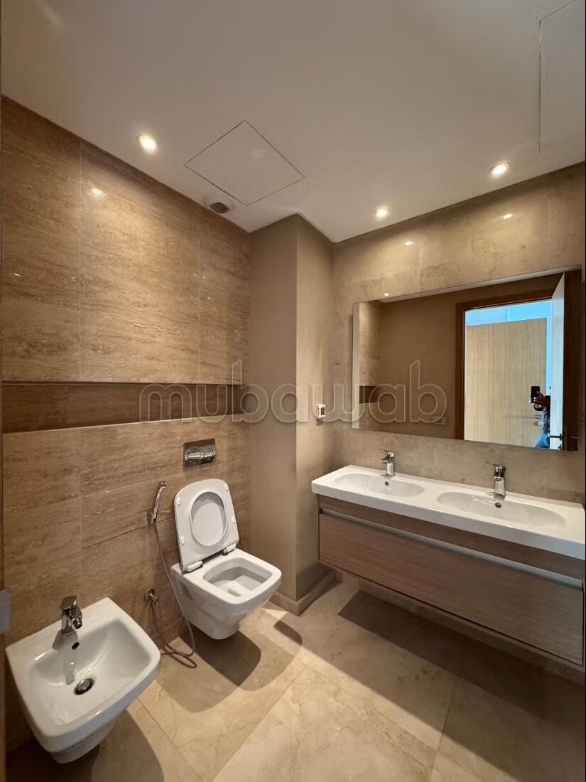 Apartment 160 m² for rent in Souissi, Rabat — Photo 15