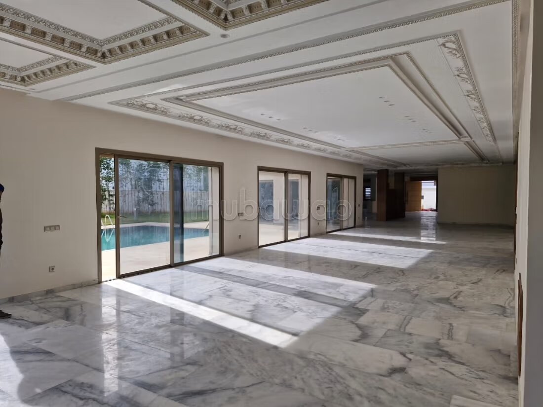 Villa 4000 m² for Sale in Souissi, Rabat — Photo 16