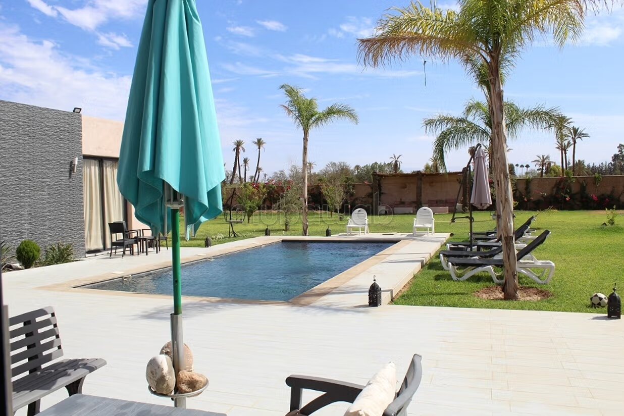 Villa 300 m² for rent in Marrakech — Photo 9