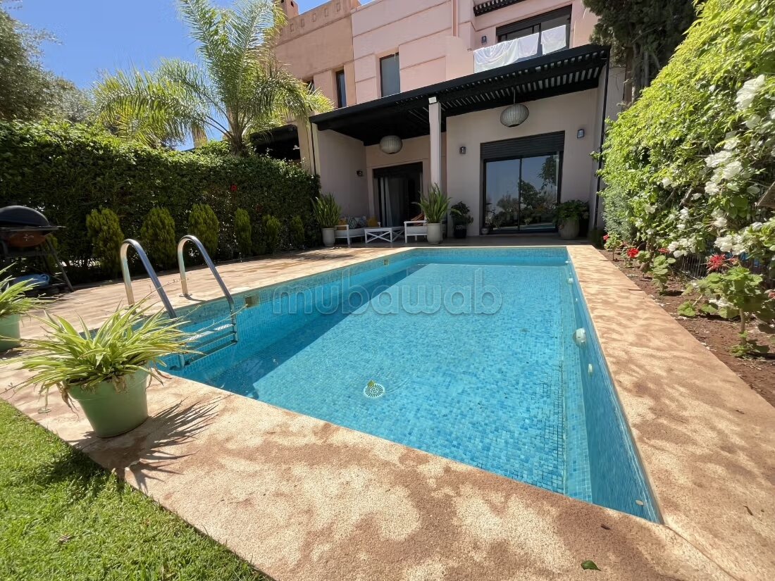 Villa Front de Golf à Vendre – Route de l’Ourika, Marrakech...