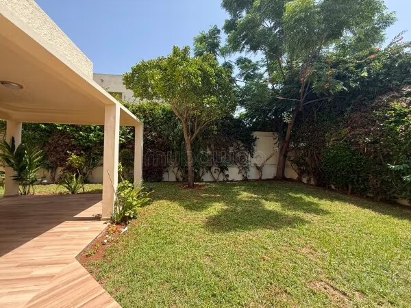 Villa 560 sqm for rent in Hay Riad, Rabat — Photo 16