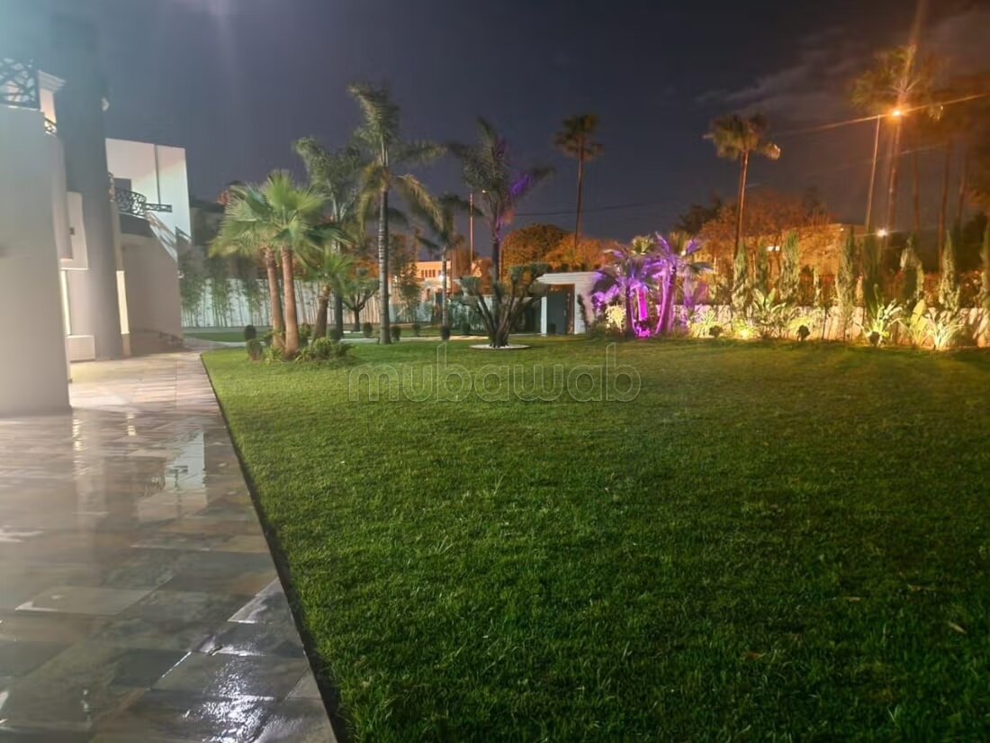 2000 m² Villa for Rent in Rabat (Souissi) — Photo 7