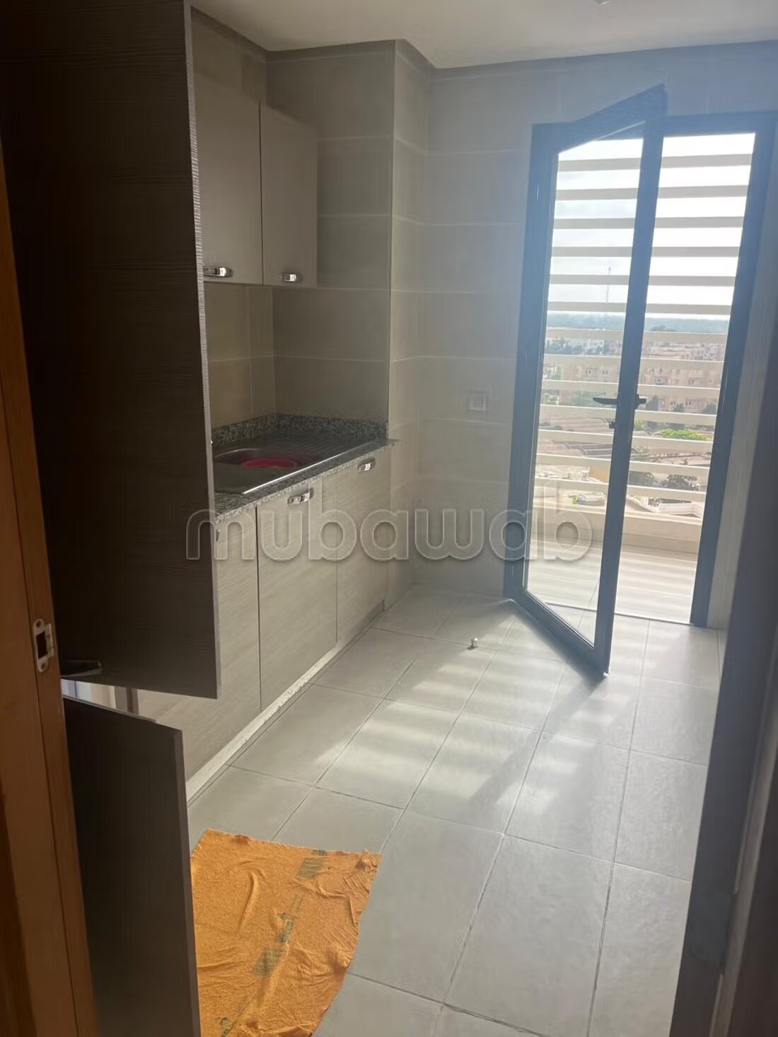 Appartement 130 m² à louer à Rabat (Souissi) — Photo 4