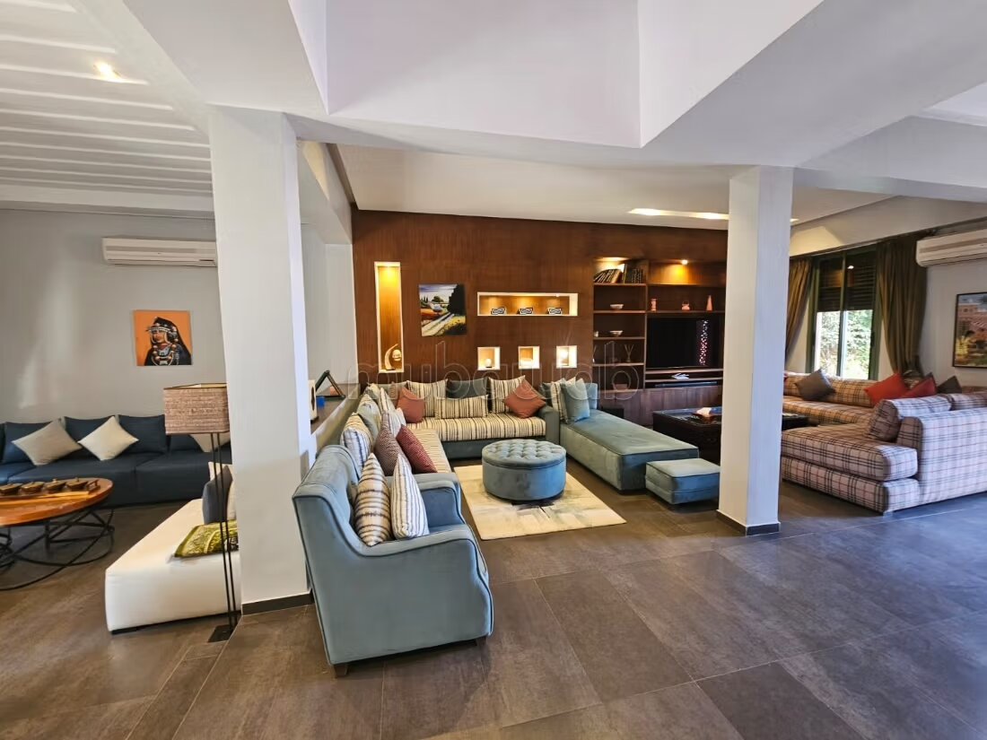 Villa 450 m² à louer à Marrakech – Targa — Photo 13