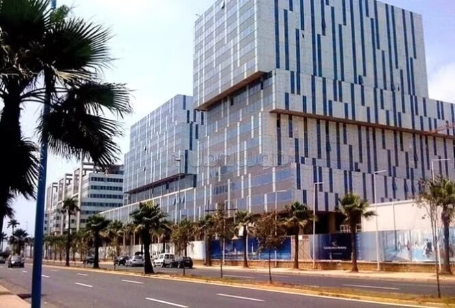 Office 500 m² for rent in Casablanca Marina — Photo 6