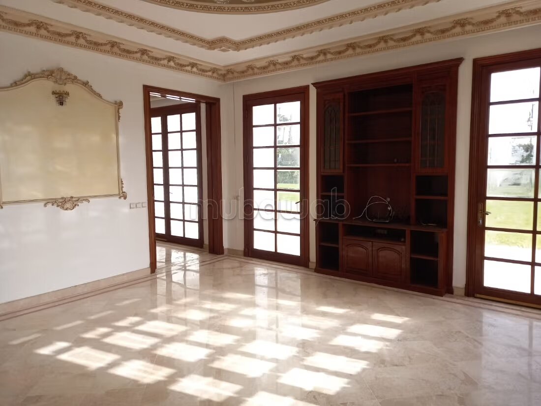 Villa 2000 m² for rent in Rabat - Souissi — Photo 15