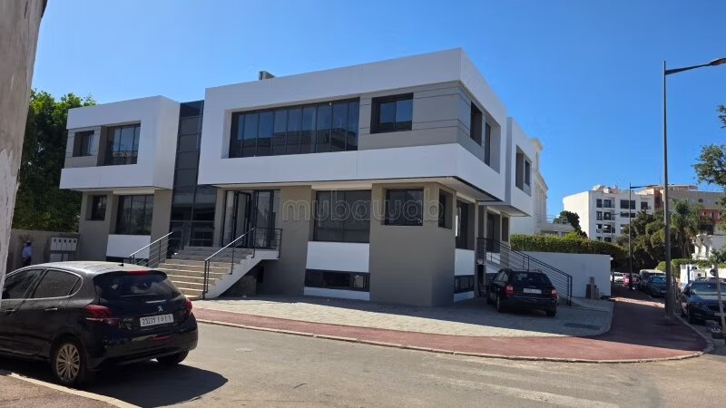 Office 1050 m² for rent in Rabat - Hassan — Photo 6