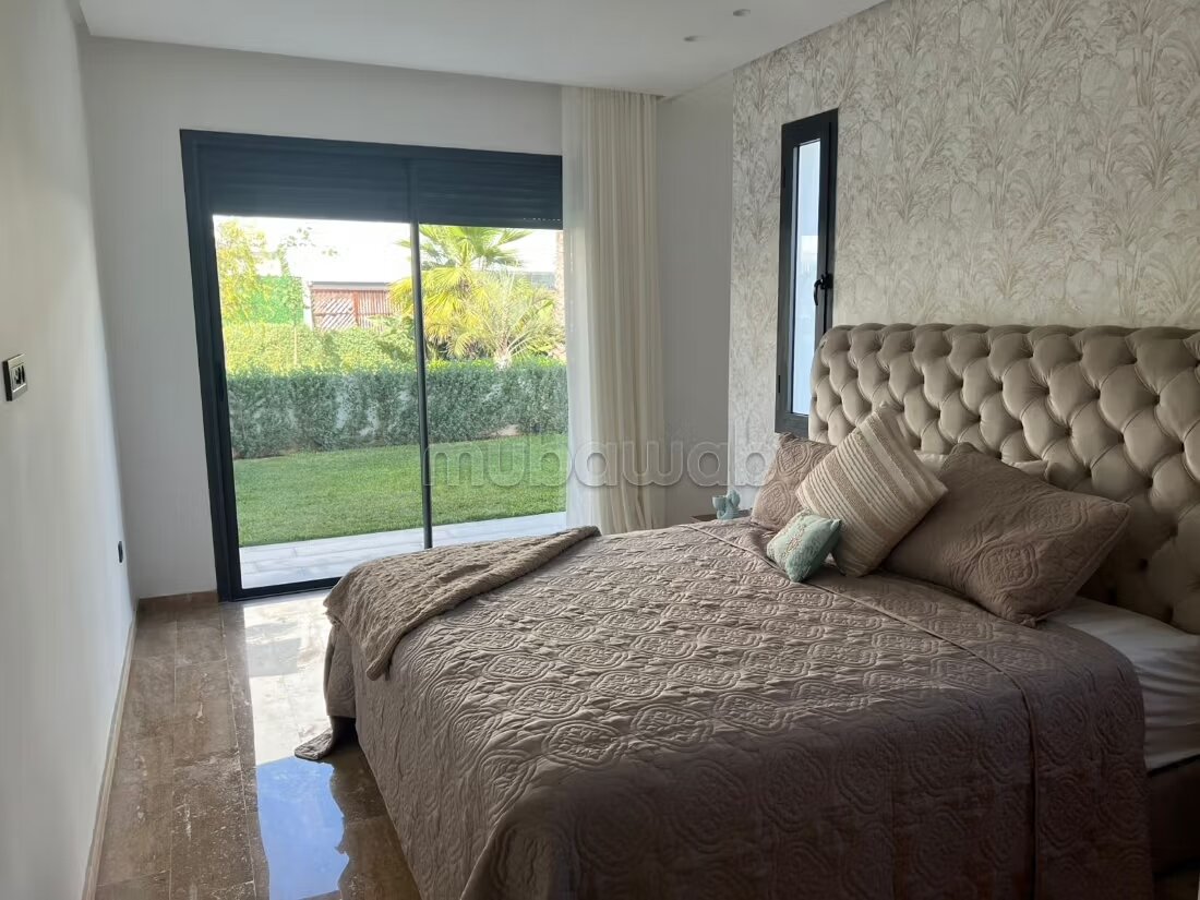 Apartment 205 sqm for rent in الدار البيضاء — Photo 9