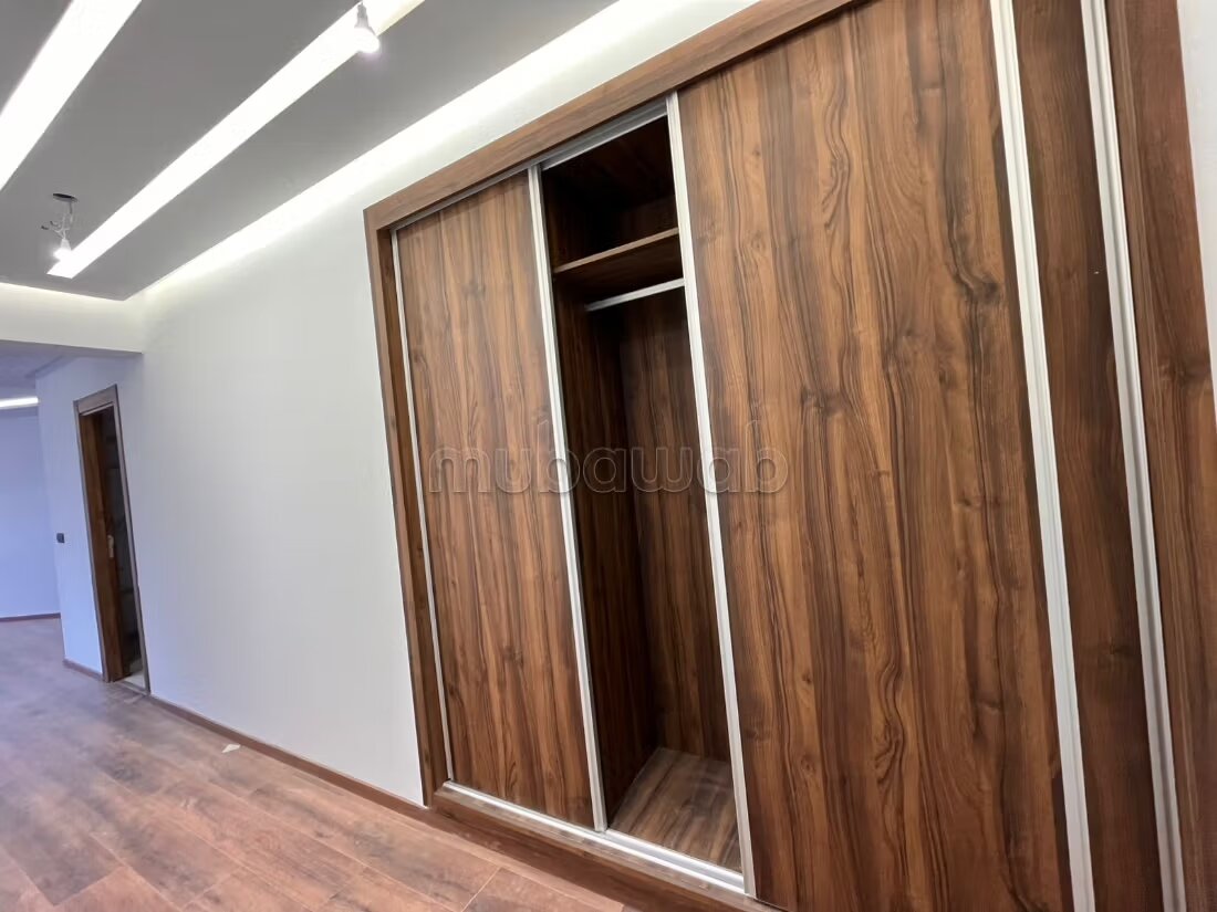 Apartment 100 m² for sale in Tanger (near Grand Stade) — Photo 294