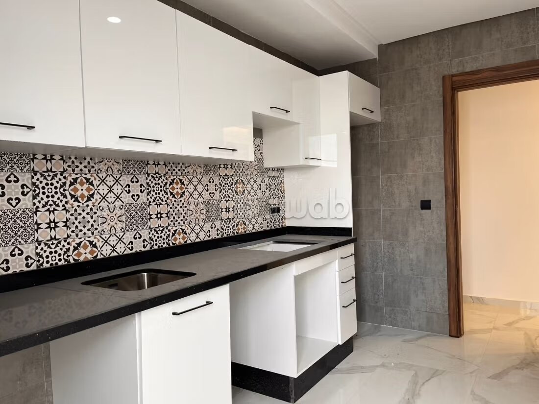 Apartment 100 m² for sale in Tanger (near Grand Stade) — Photo 295