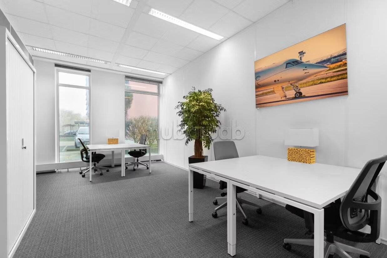 Bureau privé pour 3 à Tangiers, Sidi Amar Avenue
