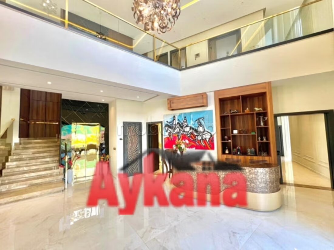 Villa 1200 m² à vendre à Souissi, Rabat — Photo 11