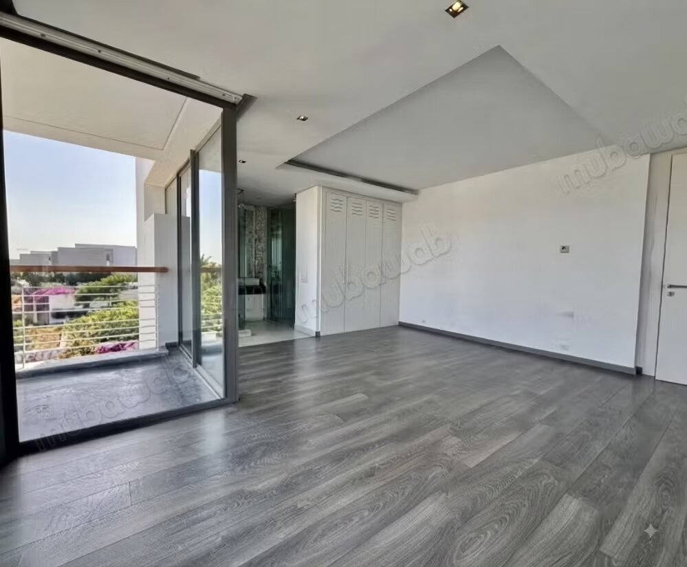 شقة للإيجار في الدار البيضاء — Photo 14
