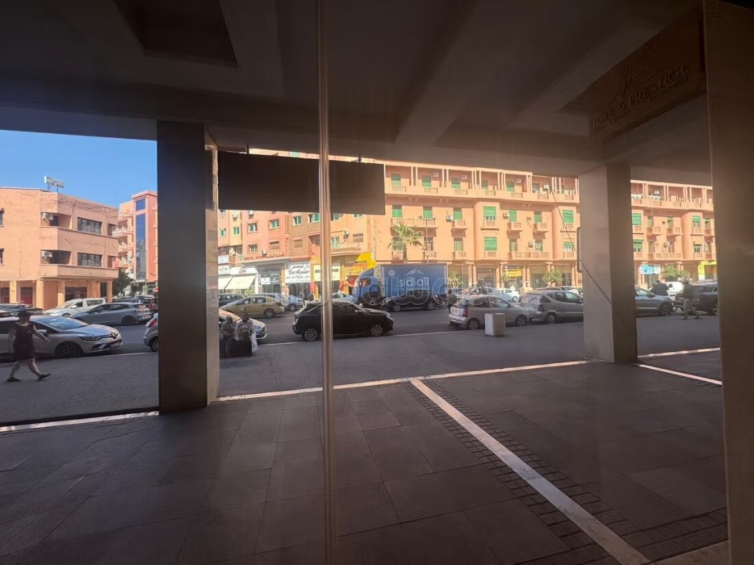 مكتب ١١٦ م² للإيجار في مراكش (جليل) — Photo 17