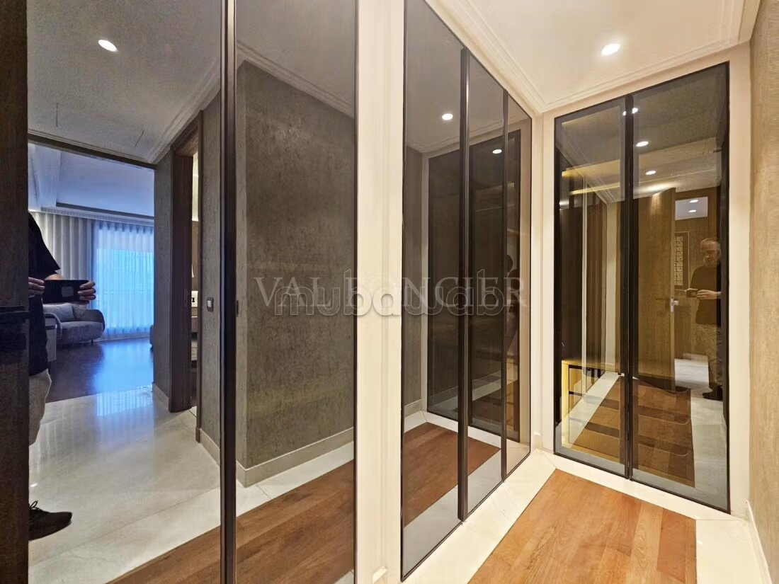Apartment 210 sqm for rent in Casablanca — Photo 10