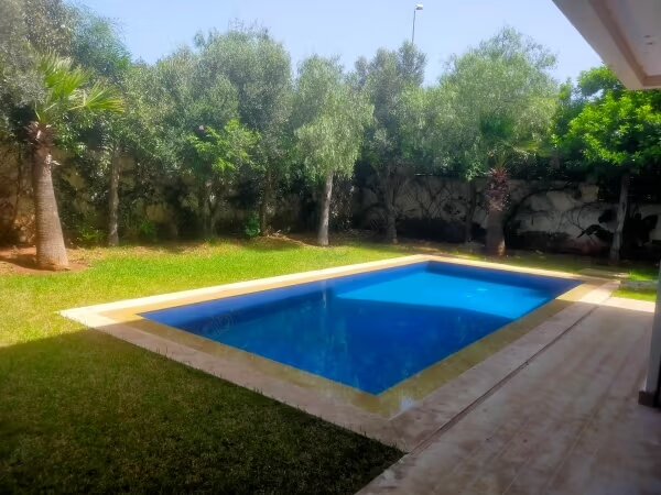 Apartment 210 sqm for rent in Casablanca — Photo 12