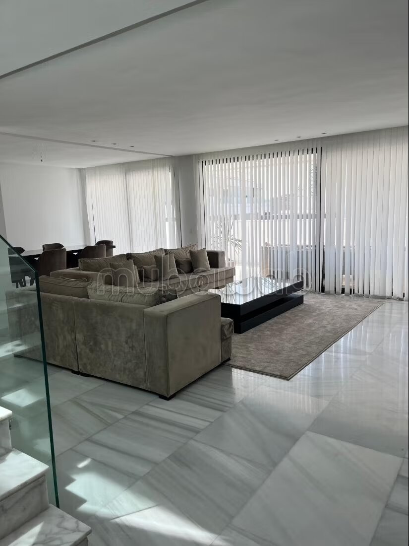 Apartment 400 m² for rent in Tanger – Sania — Photo 3