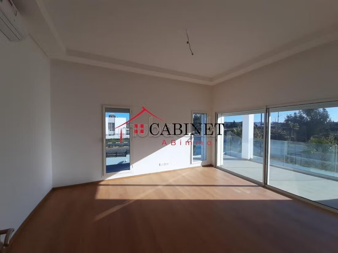 Villa for Rent in El Menzeh – Souissi — Photo 3