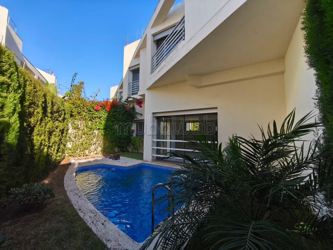 Villa 4 chambres piscine