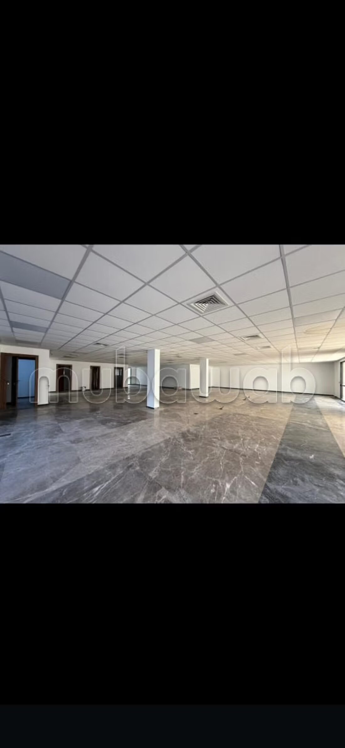 Office 2000 m² for Rent in Rabat (Souissi) — Photo 15