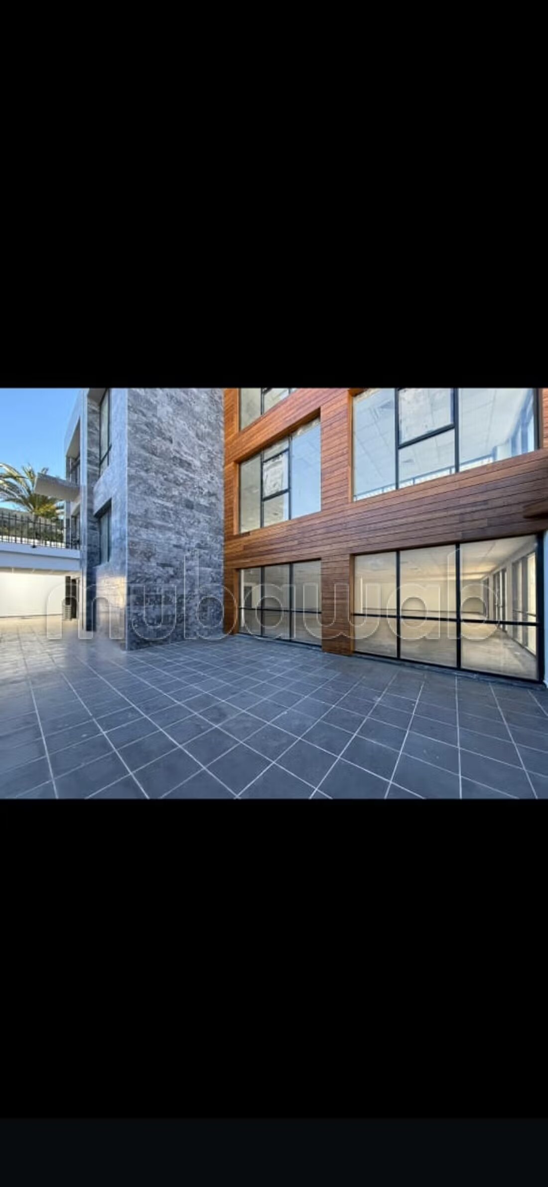 Office 2000 m² for Rent in Rabat (Souissi) — Photo 17