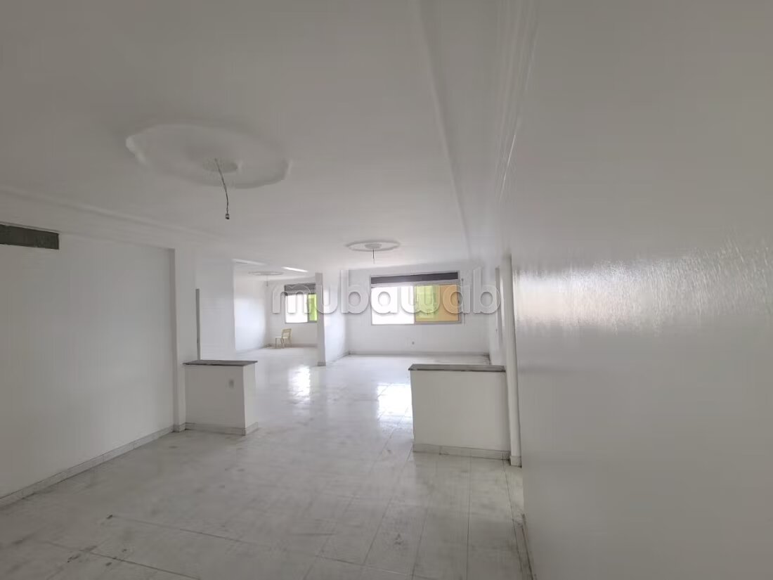 Office 375 m² for rent in Casablanca — Photo 18
