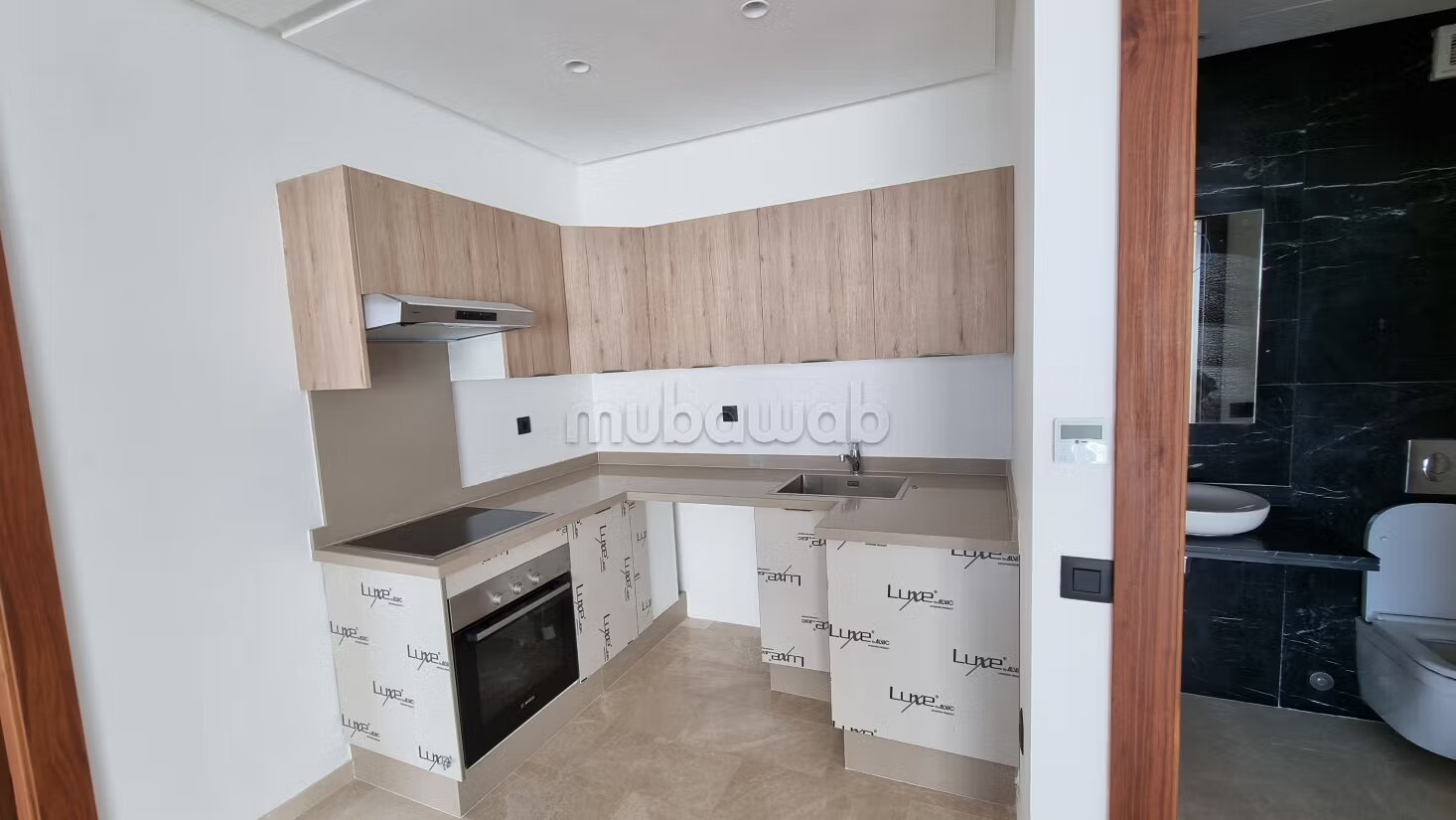 Appartement 65 m² à louer à الدار البيضاء — Photo 8