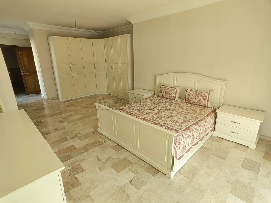 4‑Bedroom Villa for Rent in El Menzeh — Photo 4