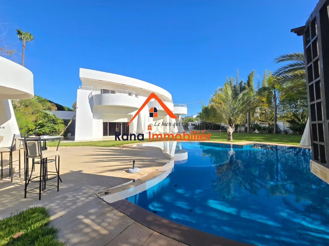 Villa meublée à louer sur Souissi