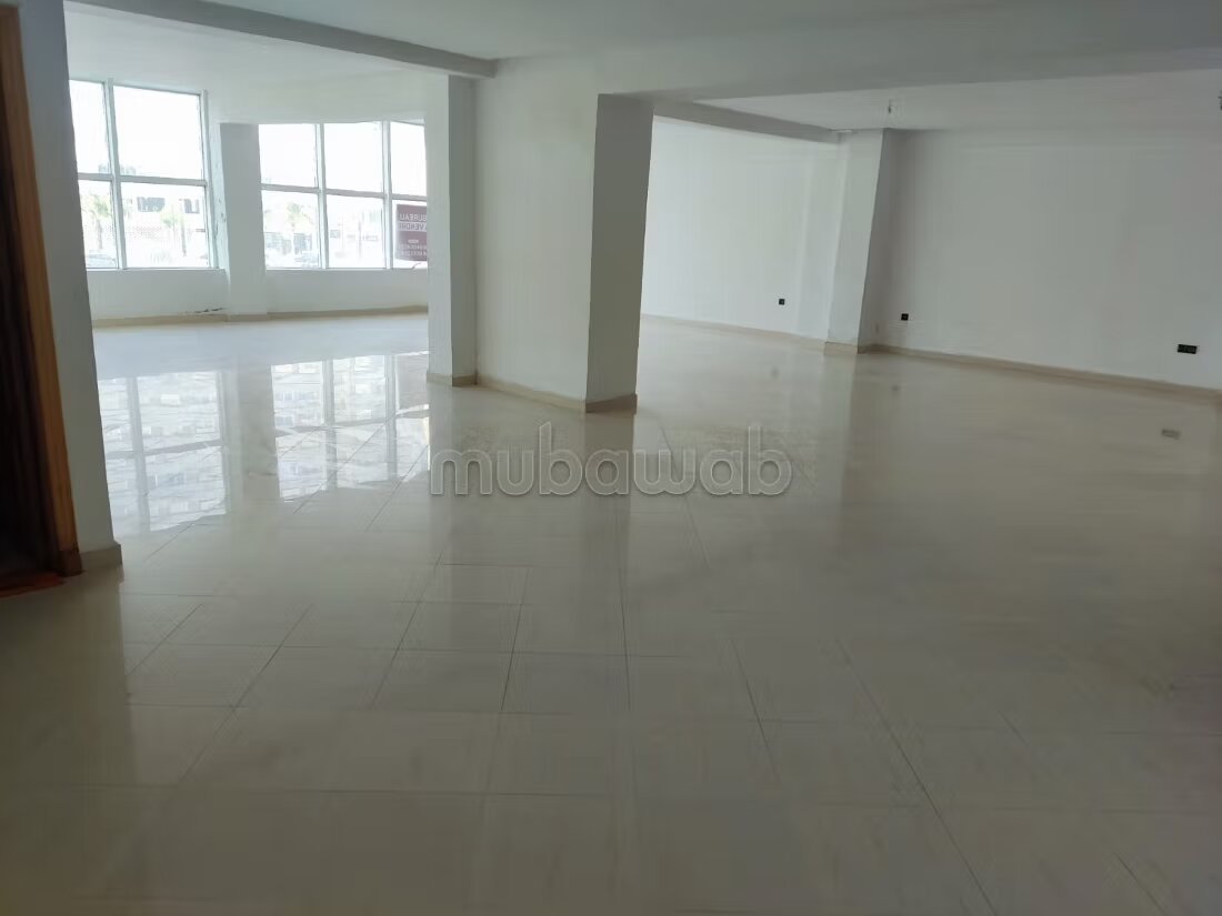 Plateau bureau à vendre au quartier Malabata