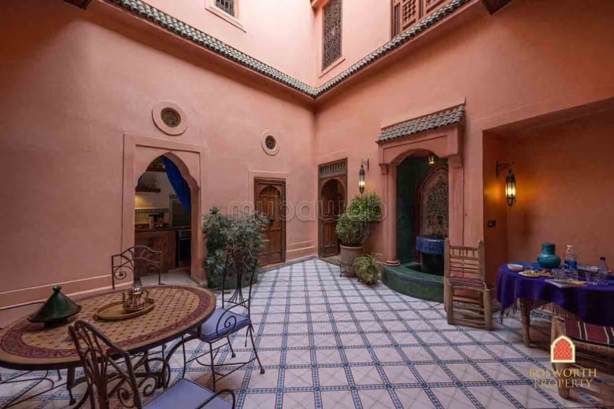 Riad 100 m² for Sale in Marrakech — Photo 4