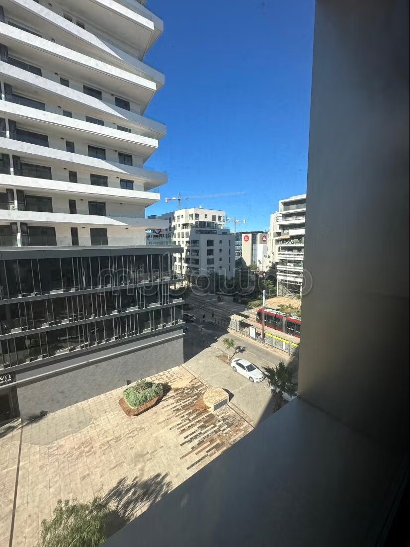 Office 80 m² for rent in Casablanca Finance City — Photo 2
