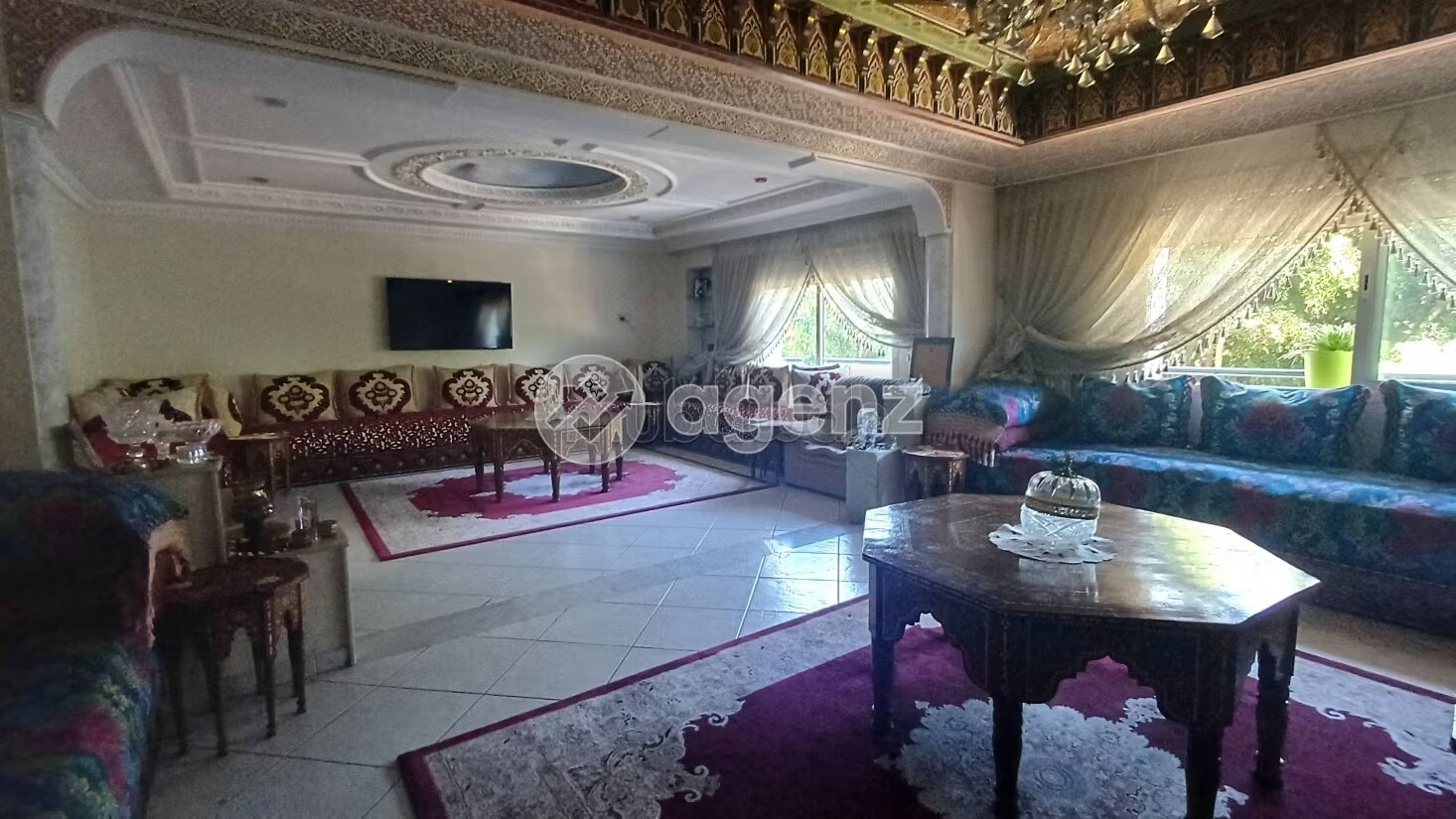 Apartment 274 sqm for sale in Agdal, Rabat à Rabat