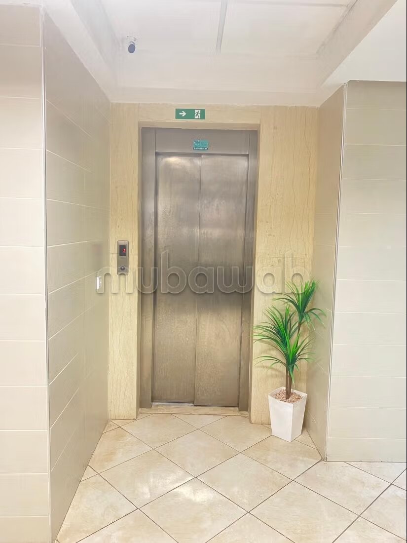Bureaux 45‑66 m² à louer à Agadir — Photo 4