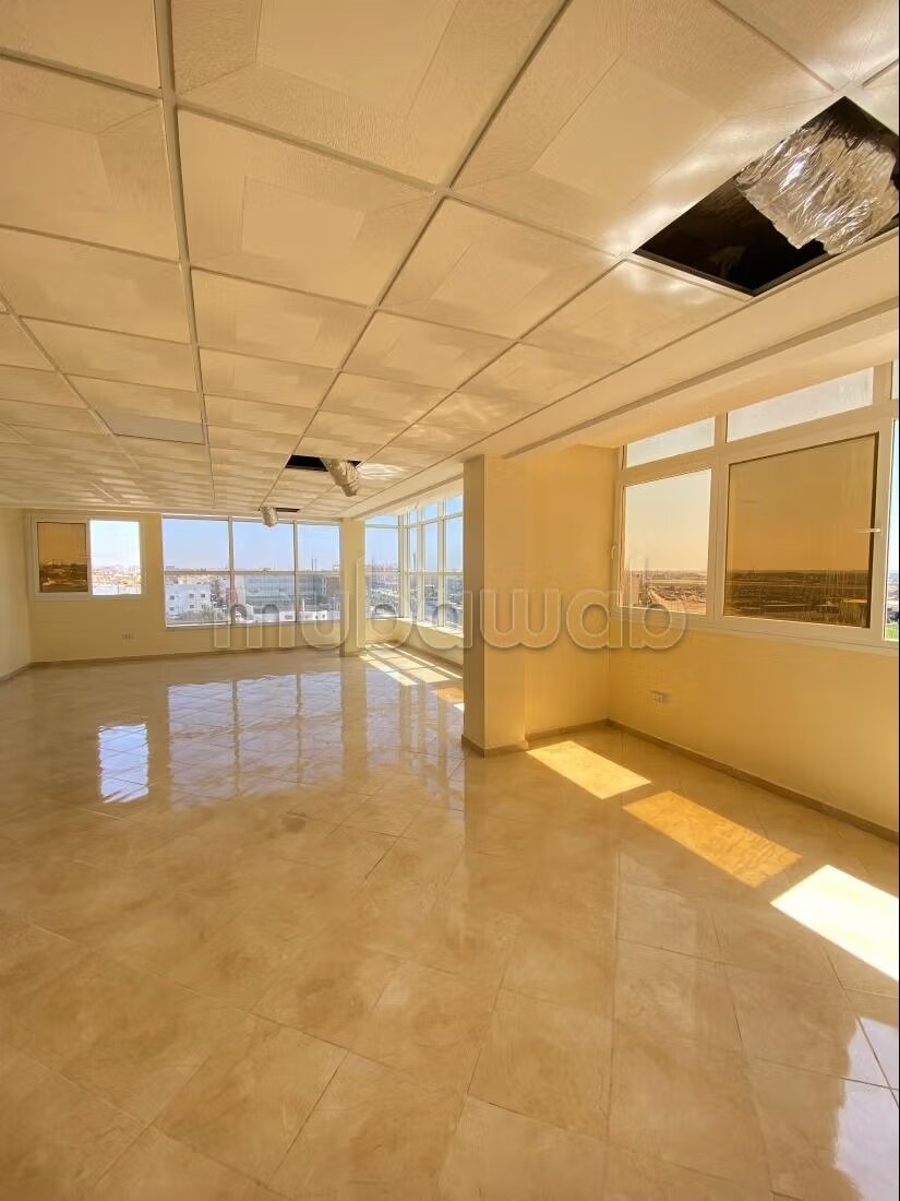 Bureaux 45‑66 m² à louer à Agadir — Photo 6