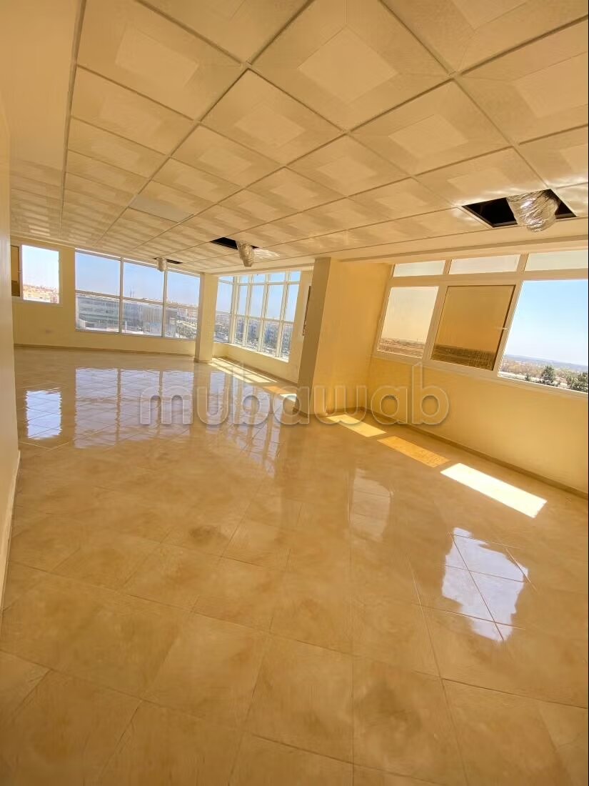 Bureaux 45‑66 m² à louer à Agadir — Photo 8