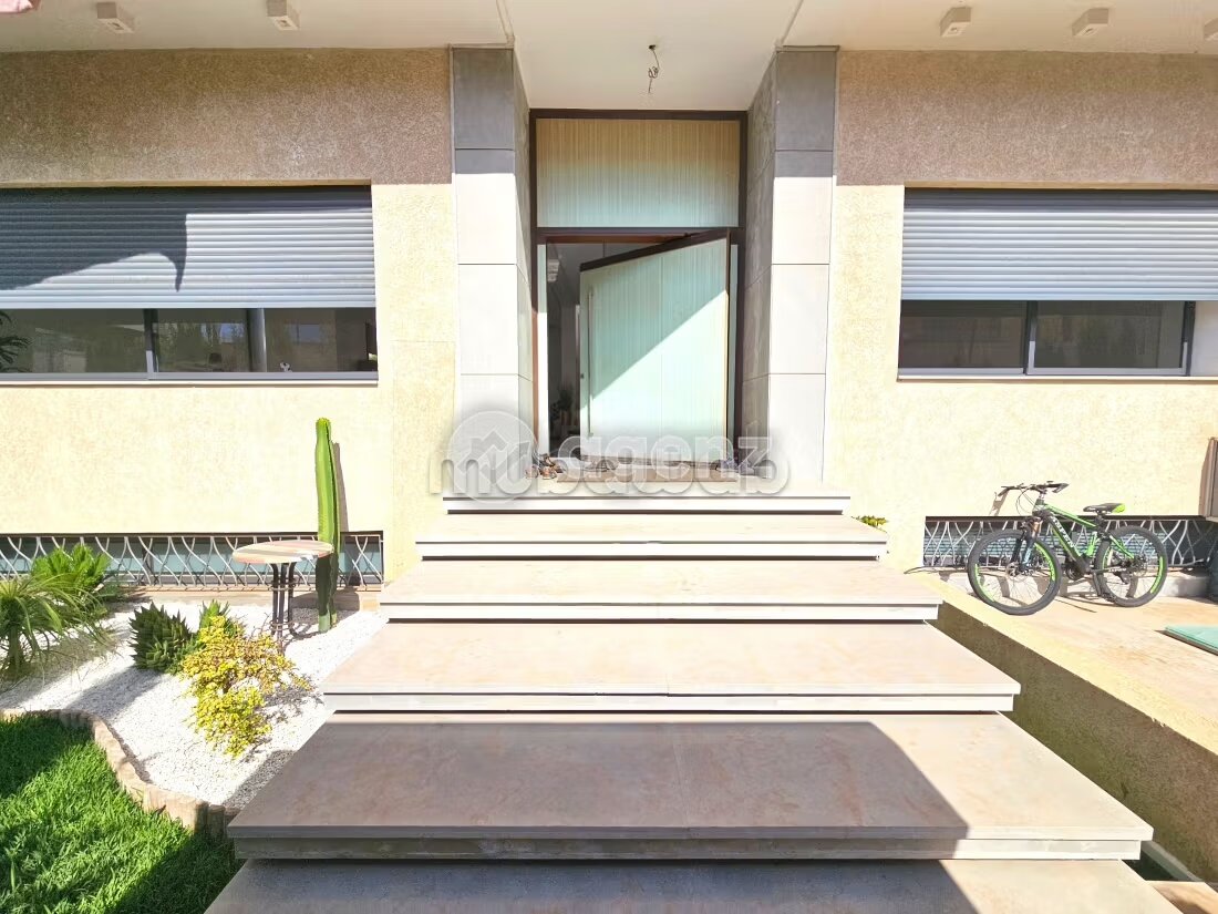 Villa 351 m² à vendre à Casablanca – Bouskoura — Photo 3