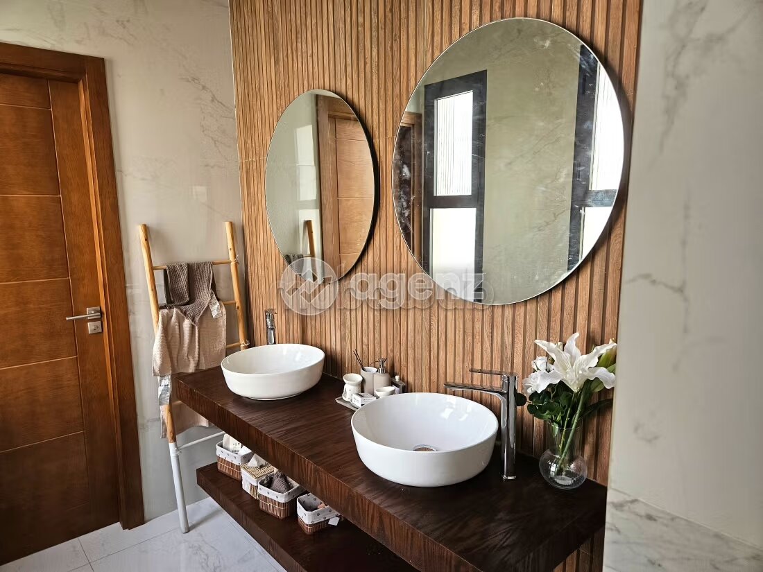 Villa 351 m² à vendre à Casablanca – Bouskoura — Photo 17