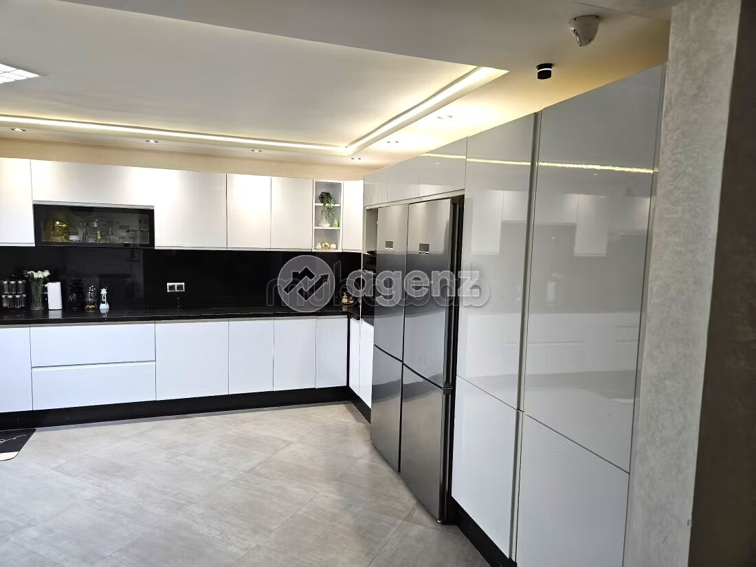 Villa 351 m² à vendre à Casablanca – Bouskoura — Photo 19