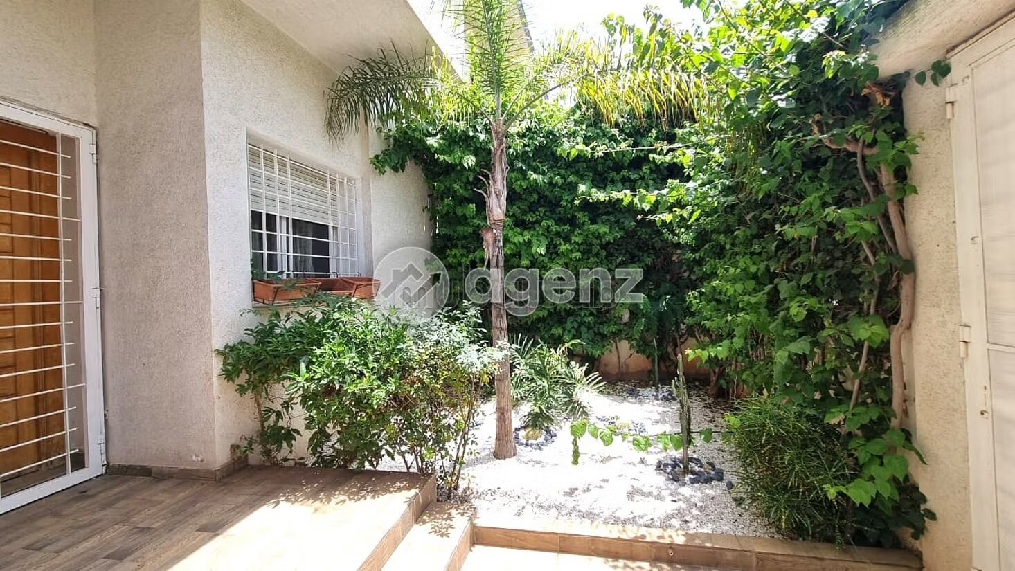 Villa à vendre 200 m², 4 chambres Oulfa Casablanca