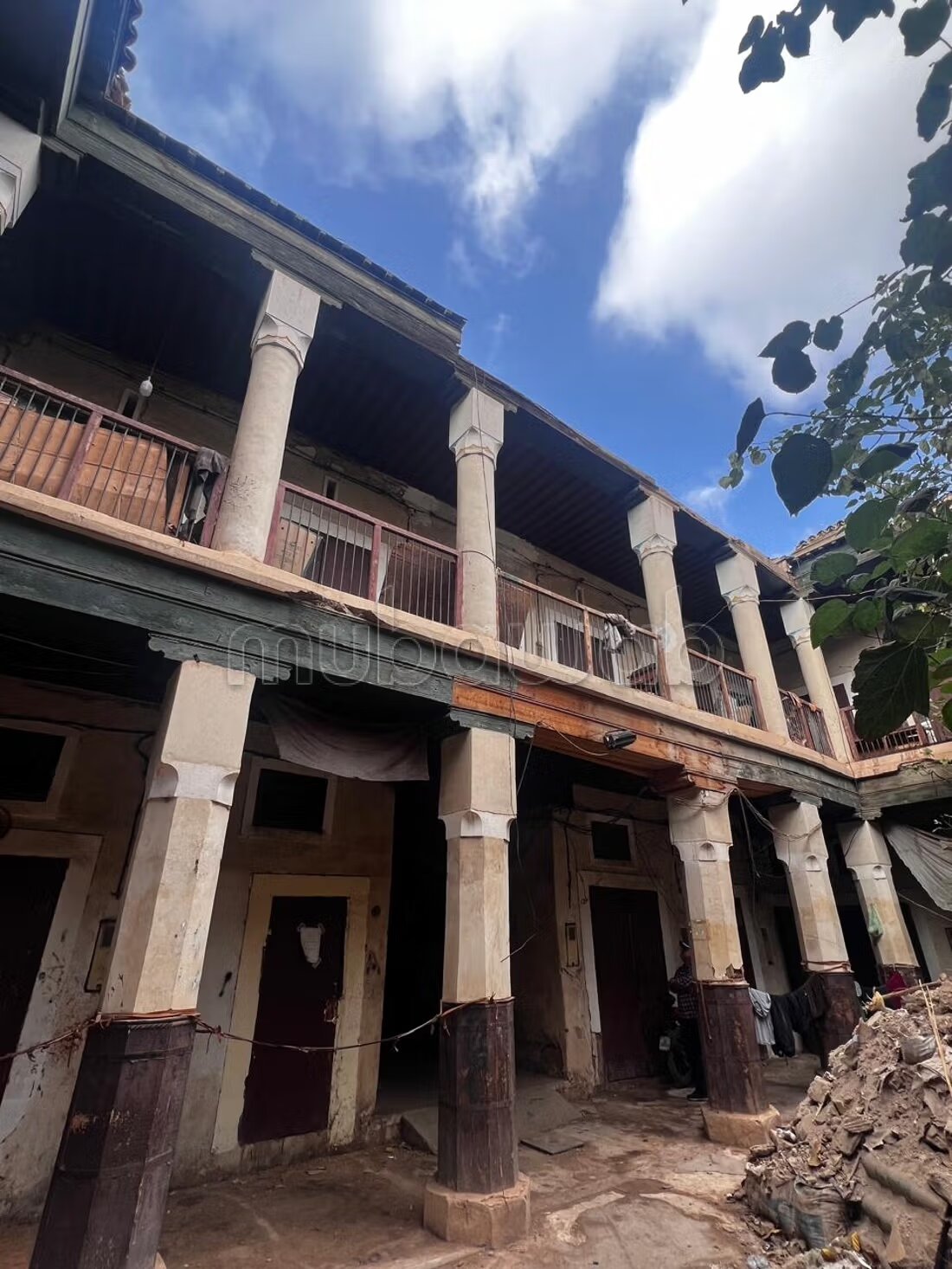 Riad titré de 1387m² au sol au coeur de la médina