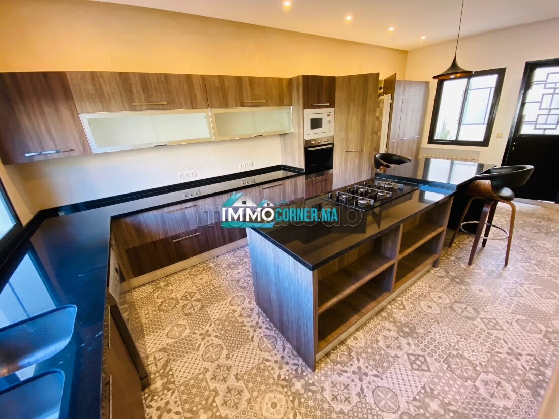 Semi-furnished Villa 3 Bedrooms for Rent in Tangier — Photo 10
