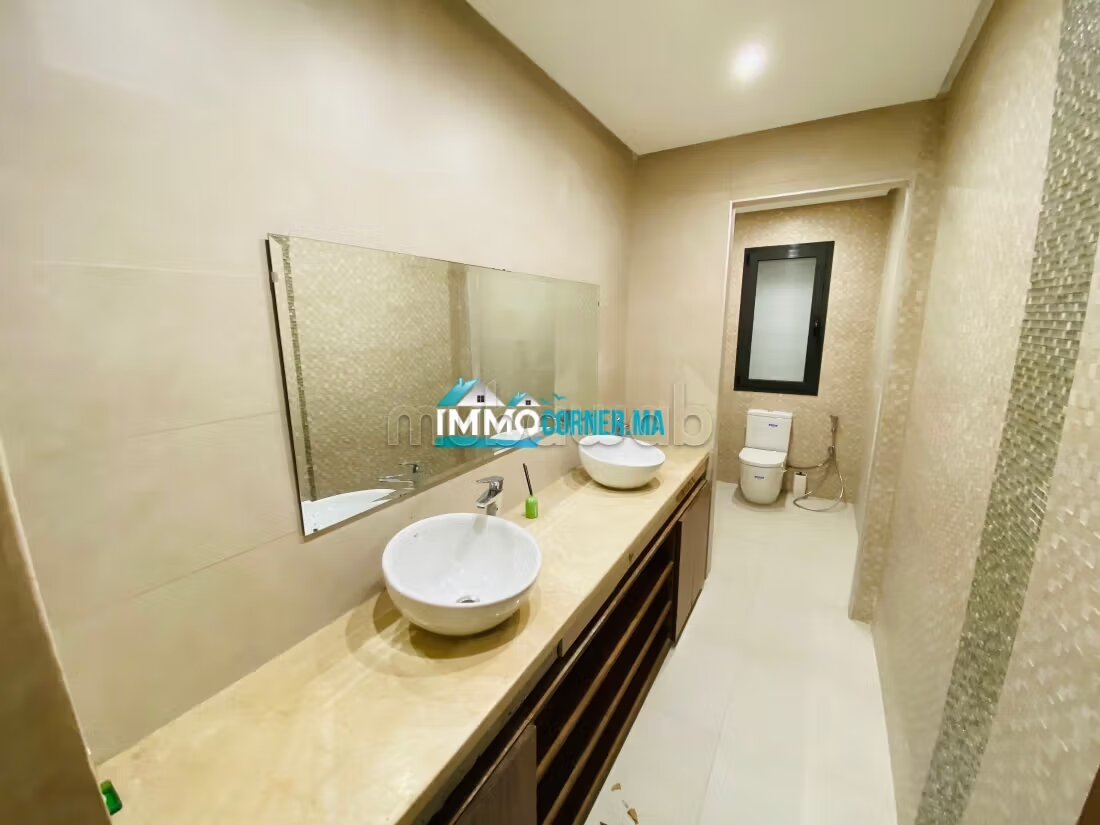 Semi-furnished Villa 3 Bedrooms for Rent in Tangier — Photo 11