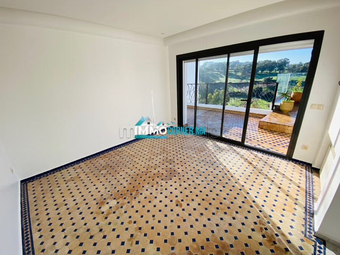 Semi-furnished Villa 3 Bedrooms for Rent in Tangier — Photo 17